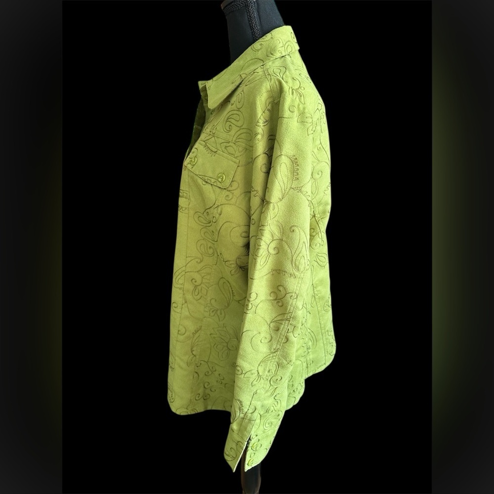 Chicos Green Shacket Jacket Faux Suede Women’s Size 2 (L) Embroidered Paisley - Picture 3 of 5